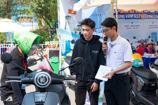 Người dân TP. Hồ Chí Minh hào hứng “chốt” xe máy điện VinFast dịp Tết Nguyên đán 2026