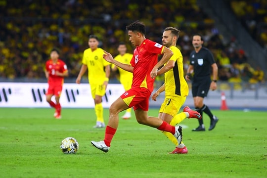 FIFA cởi trói 7 cầu thủ nhập tịch Malaysia trước trận gặp ĐT Việt Nam