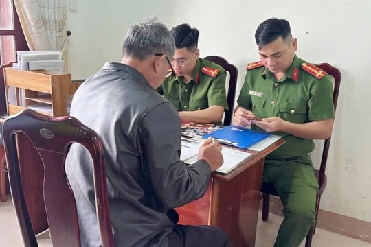 Công an phường Điện Bàn xử phạt trường hợp đăng thông tin sai sự thật trên mạng xã hội