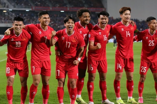 ĐT Việt Nam tái đấu Malaysia: Lột xác thể chất và bài toán đòi nợ của HLV Kim Sang-sik