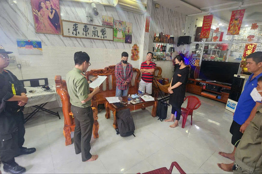 Quyết tâm ngăn chặn “tín dụng đen”