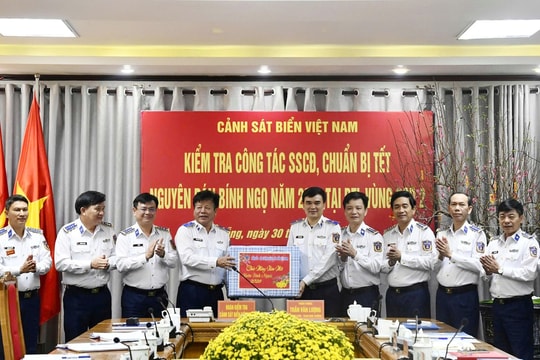 Vùng Cảnh sát biển 2 duy trì nghiêm chế độ sẵn sàng chiến đấu, bảo vệ an ninh biển dịp Tết