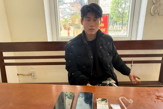 Bắt đối tượng tàng trữ ma túy