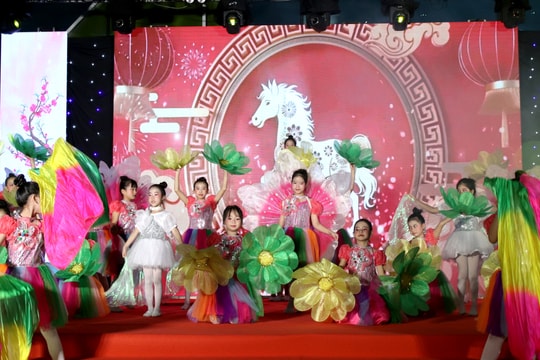 Chương trình nghệ thuật “Thiếu nhi Đà Nẵng mừng Đất nước đổi mới - Mừng Đảng quang vinh”