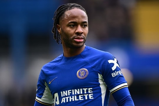 Raheem Sterling rời Chelsea: Dấu chấm hết cho thương vụ 100 triệu bảng đầy hỗn loạn