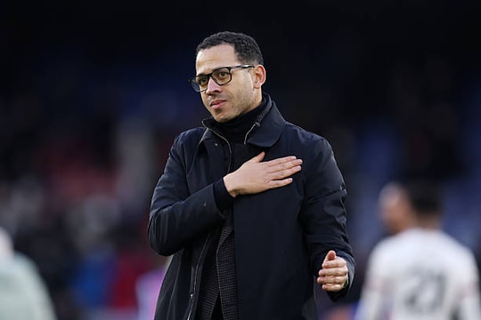 Chelsea lột xác dưới thời Liam Rosenior: Từ hoài nghi đến tấm vé vòng 1/8 Champions League