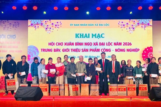 Hội chợ Xuân Bính Ngọ xã Đại Lộc quy tụ 49 gian hàng