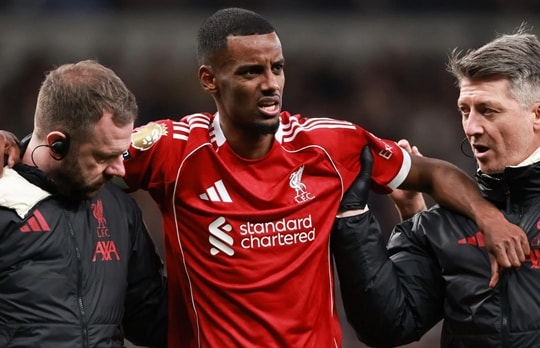 Thương vụ 128 triệu bảng Alexander Isak: Cú áp phe thảm họa của Liverpool và Newcastle