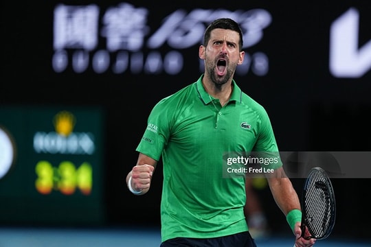 Alcaraz lập kỳ tích Career Grand Slam, Djokovic úp mở giải nghệ sau chung kết Australian Open