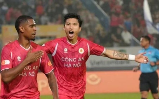 Đoàn Văn Hậu tái xuất tại V.League: Kiến tạo đẳng cấp và lời khẳng định sau 2 năm vắng bóng