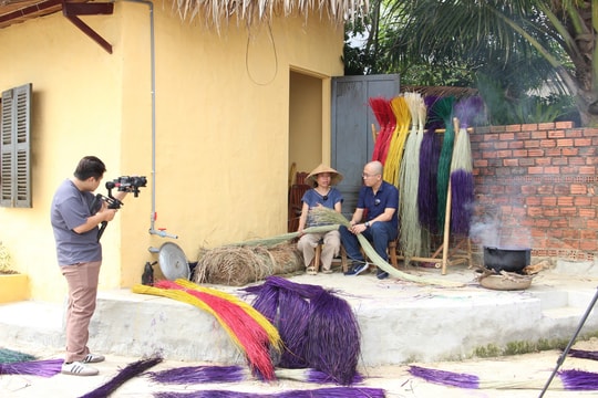 Kể câu chuyện văn hóa bản địa trên nền tảng số