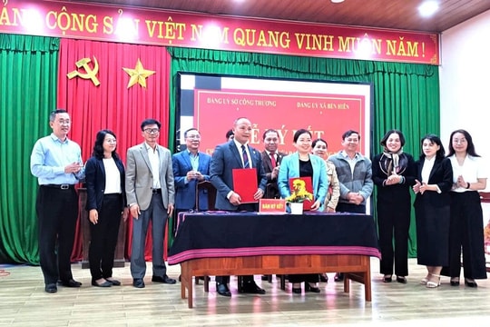 Đảng ủy Sở Công Thương và xã Bến Hiên ký kết hỗ trợ phát triển toàn diện