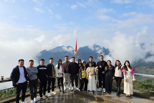 Du lịch Hà Giang (cũ): Lựa chọn giữa tự túc và đi tour trọn gói