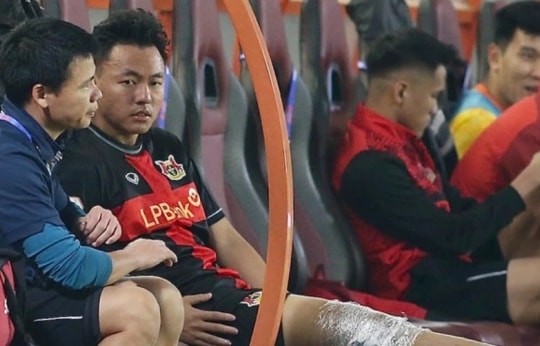 "Bóng ma" chấn thương dây chằng và bài toán bảo vệ thế hệ vàng U23 Việt Nam