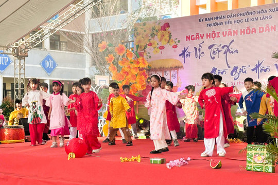 Schools in Da Nang preserve traditional Tet through cultural festivals