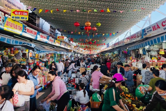 Đòn bẩy từ thị trường Tết