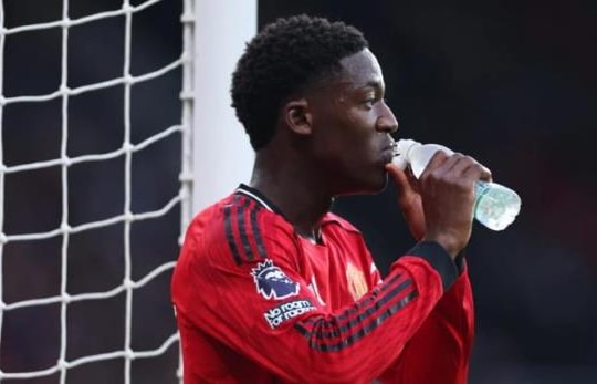 Man Utd sau kỳ chuyển nhượng mùa Đông 2025: Kobbie Mainoo hồi sinh, Ruben Amorim trắng tay