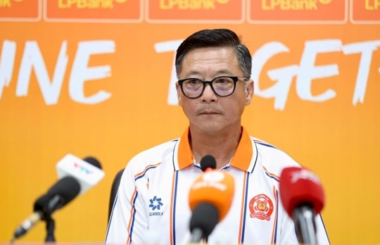Khoa Ngô tỏa sáng trong ngày ra mắt V-League: Quân bài tẩy mới của HLV Lê Huỳnh Đức