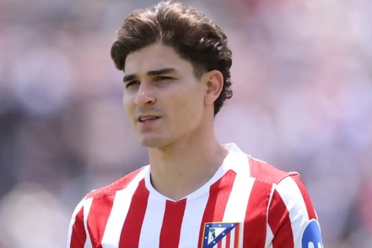 Arsenal chi 100 triệu euro quyết chiêu mộ Julian Alvarez thay thế Gyokeres