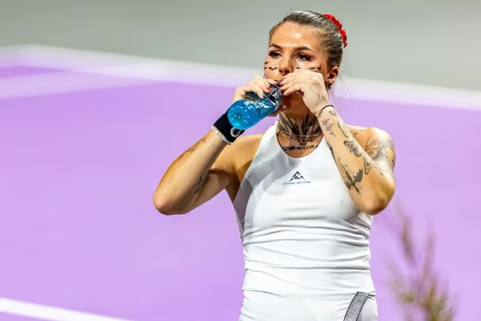 Oleksandra Oliynykova và tuyên bố đằng sau việc từ chối bắt tay tại Transylvania Open