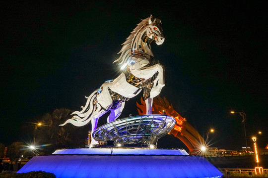 Kim Mã gọi mùa xuân về