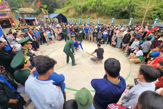 Xuân ấm vùng biên...