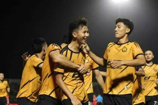 Thanh Hóa và SLNA thắng sốc tại V-League 2025-26 giữa nỗi lo tài chính