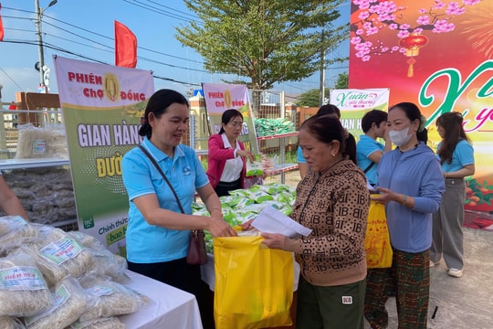 Phiên chợ xuân 0 đồng