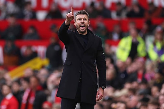Carrick và MU tìm cách phá dớp 3 trận toàn thua tại London Stadium