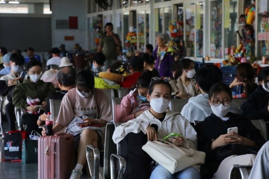Về quê đón Tết