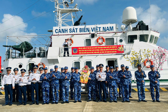 Lực lượng kiểm ngư và cảnh sát biển ra khơi làm nhiệm vụ trực Tết Bính Ngọ 2026