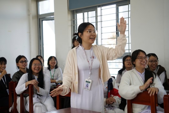 Hạnh phúc ươm mầm từ lớp học