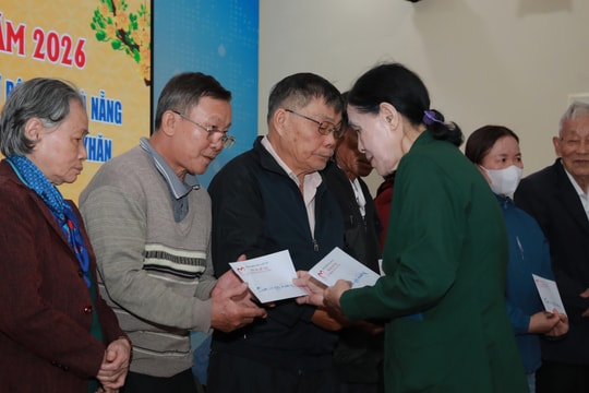 Trao 65 suất quà cho cựu Thanh niên xung phong nhân dịp Xuân Bính Ngọ 2026
