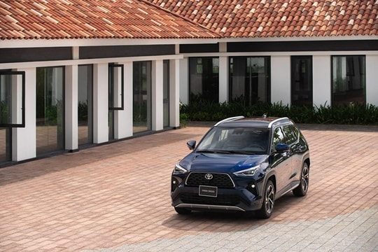 Toyota Yaris Cross 2026: Cập nhật giá bán và ưu đãi phí trước bạ tháng 2