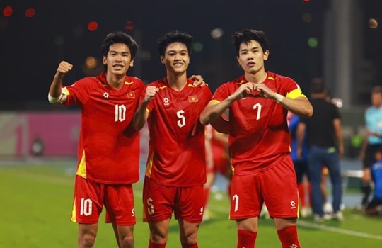 Bóng đá Việt Nam xóa bỏ nỗi lo thể hình nhờ cuộc cách mạng khoa học thể thao