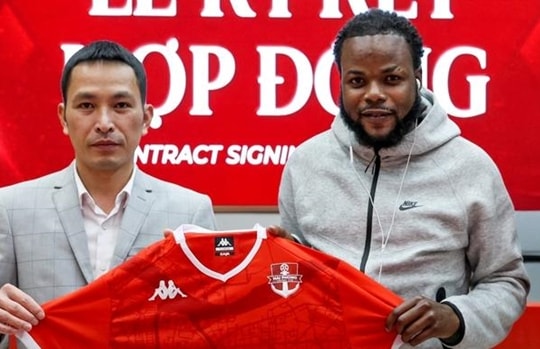 Hải Phòng thiết lập phí giải phóng kỷ lục cho tân binh Ronaldo Fletcher