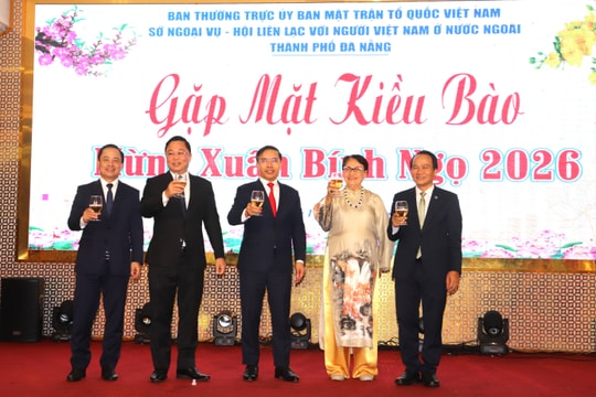 Đà Nẵng gặp mặt 200 kiều bào về thăm, đón Tết Bính Ngọ 2026