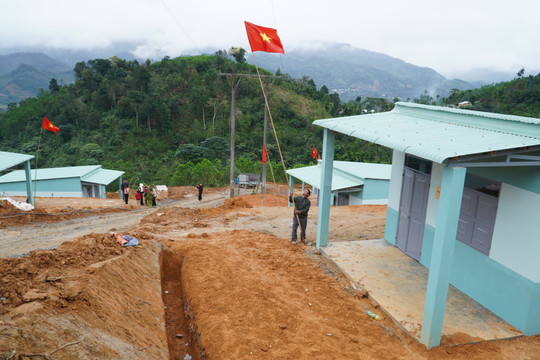 Xuân ấm vùng cao