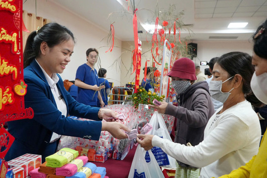 Xuân yêu thương ở Bệnh viện Đà Nẵng