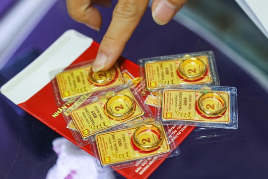Giá vàng chiều nay 12/02/2026: Giữ ở mức cao