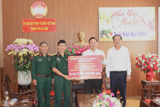 Thành phố Hồ Chí Minh hỗ trợ Đà Nẵng 5 tỷ đồng chăm lo an sinh xã hội dịp Tết