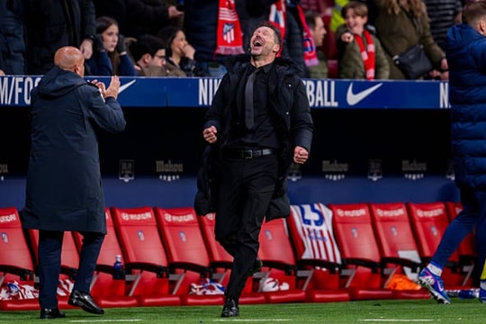 Atletico Madrid hủy diệt Barcelona 4-0: "Bàn cờ" kỳ ảo của Diego Simeone tại Metropolitano