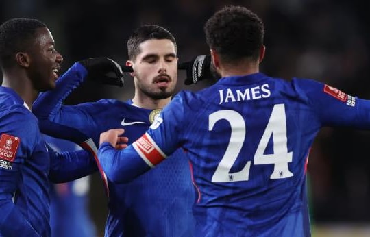 Chelsea đè bẹp Hull City 4-0: Show diễn của Pedro Neto và sự chuộc lỗi của Liam Delap