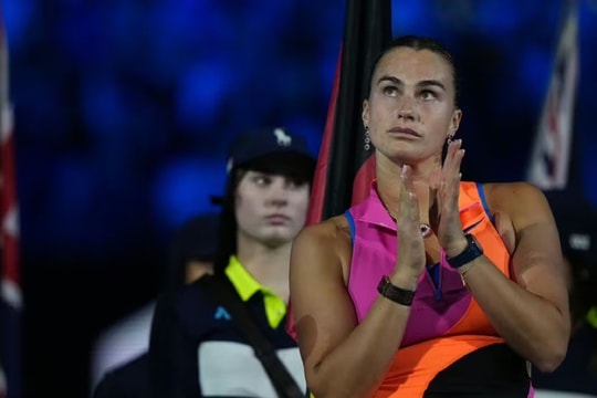 Sabalenka và Swiatek rút lui khỏi giải Dubai, NBA tăng tốc lập giải đấu tại châu Âu