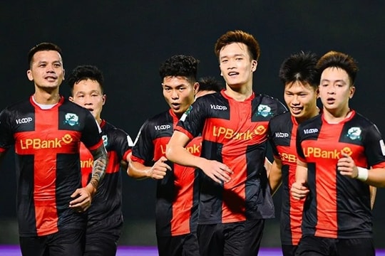 Ninh Bình của Hoàng Đức thắng 'hủy diệt' 18-2 trước kỳ nghỉ Tết Nguyên đán