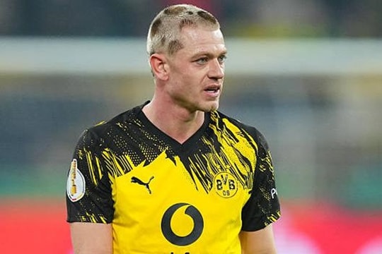 MU săn hậu vệ Dortmund, Chelsea chi 100 triệu bảng cho mục tiêu của Man City