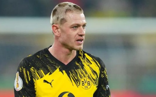 Manchester United chi 35 triệu bảng chiêu mộ Julian Ryerson từ Borussia Dortmund