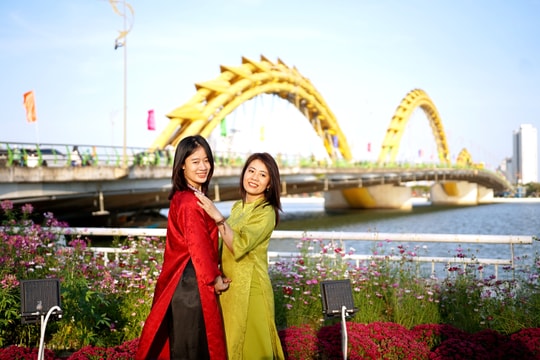 Người dân Đà Nẵng kỳ vọng vào sự phát triển của thành phố trong năm mới