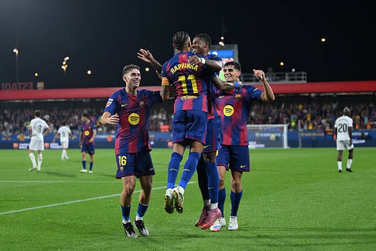 Barcelona đón dàn trụ cột trở lại: Phao cứu sinh trước sức ép từ Real Madrid