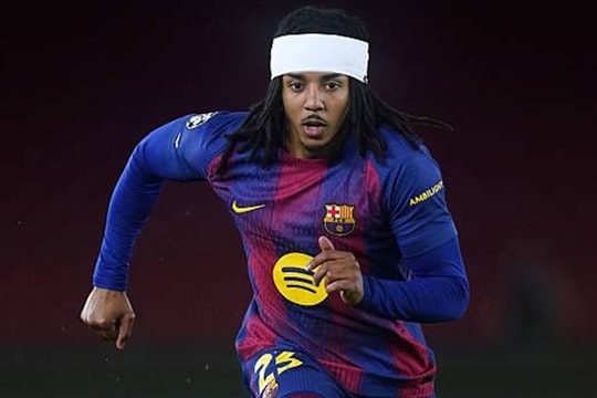 Liverpool sẵn sàng chi 80 triệu euro chiêu mộ Jules Kounde từ Barcelona